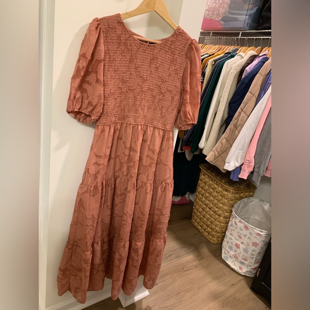 Elegant mauve lace Dress